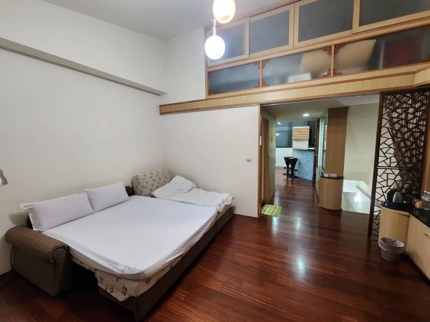Miaoli Sanyi Travelling Homestay Экстерьер фото